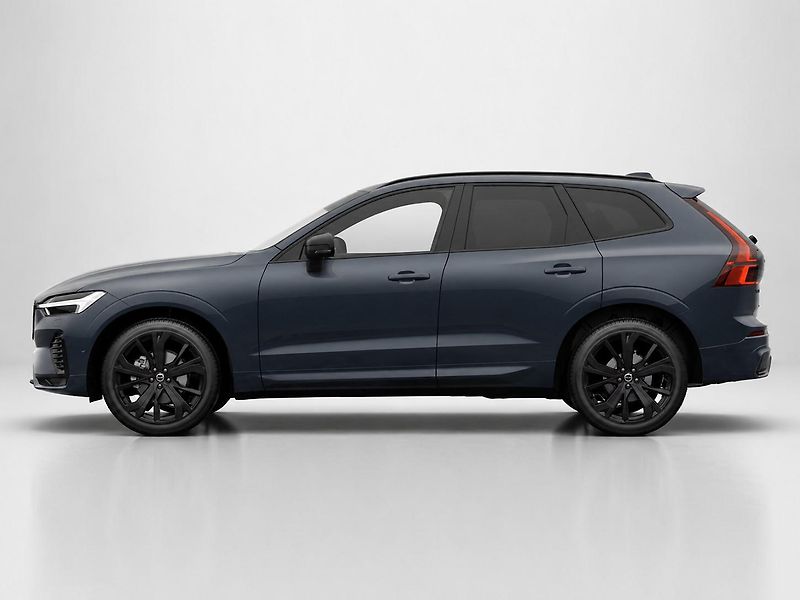 Volvo XC60 (2026) B5 PLUS BLACK + 4SERVIS/ZÁRUKA - fotka 4 z 21