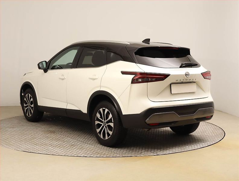 Nissan Qashqai (2023) N-Style 1.3 DIG-T MHEV - fotka 4 z 25