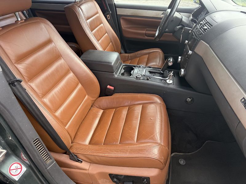 Volkswagen Touareg 3,2 V6 4x4 TAŽNÉ - fotka 12 z 18