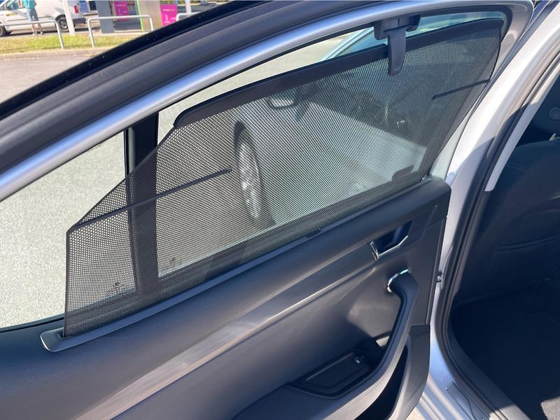 Škoda Superb 2.0 TDi DSG 7st. STYLE - fotka 13 z 26