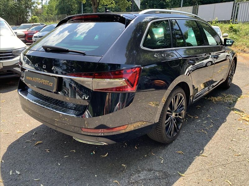 Škoda Superb 1,4 TSI iV - fotka 5 z 24