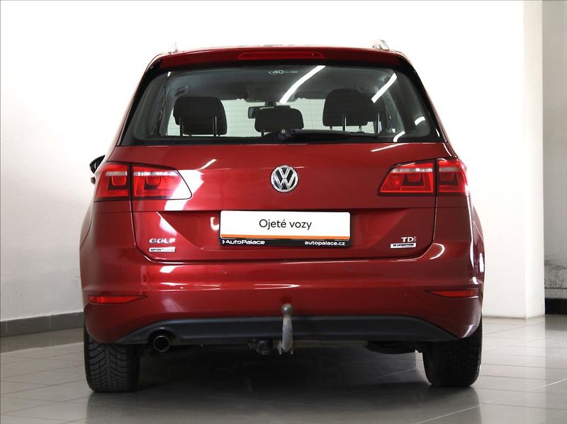 Volkswagen Golf Sportsvan 1,6 TDi 81kW Highline 120tkm! - fotka 4 z 23