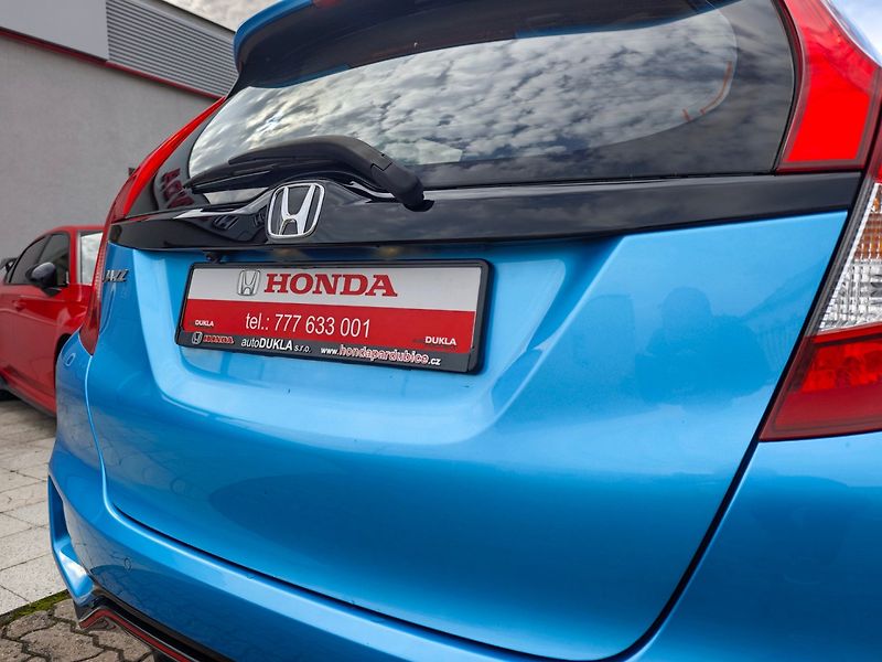 Honda Jazz (2018) 1.5 i-VTEC Dynamic Kamera 96kW - fotka 39 z 44