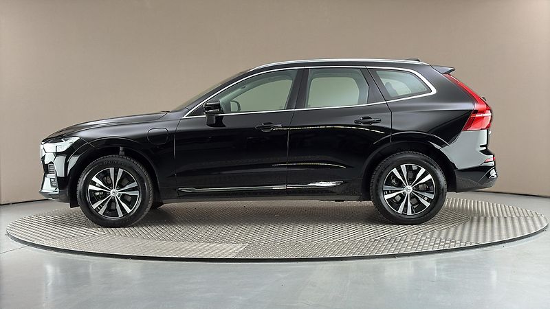 Volvo XC60 2.0 T6 AUT AWD Recharge Core - fotka 4 z 32