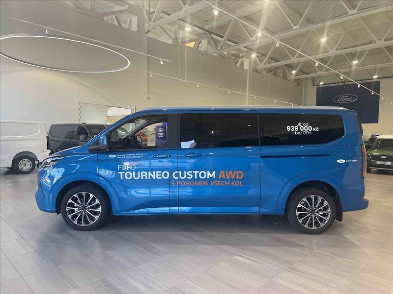 Ford Tourneo 2,0 EcoBlue 125 kW/170k  Custo - fotka 2 z 11