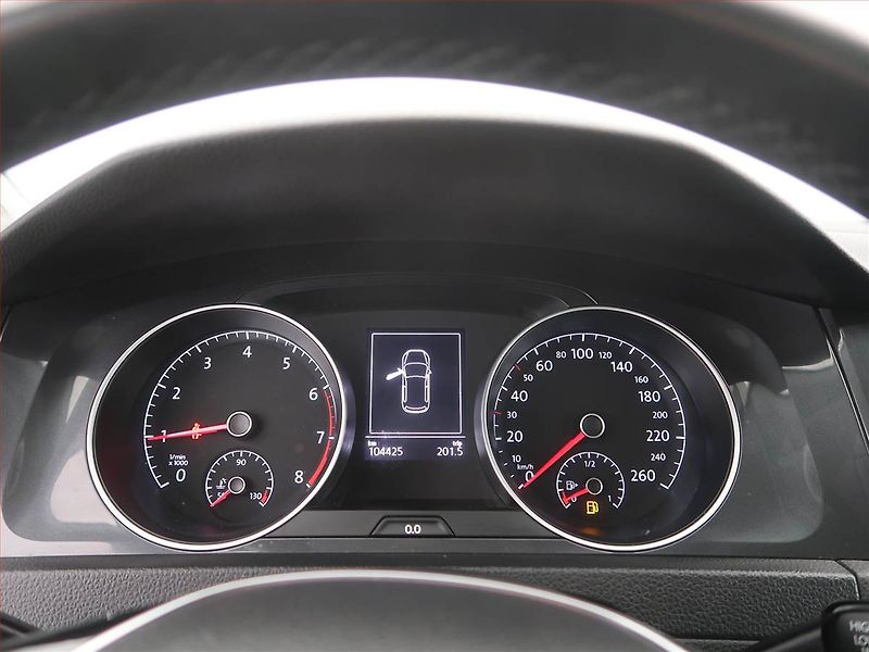 Volkswagen Golf (2019) Highline 1.0 TSI, Tempomat - fotka 11 z 18