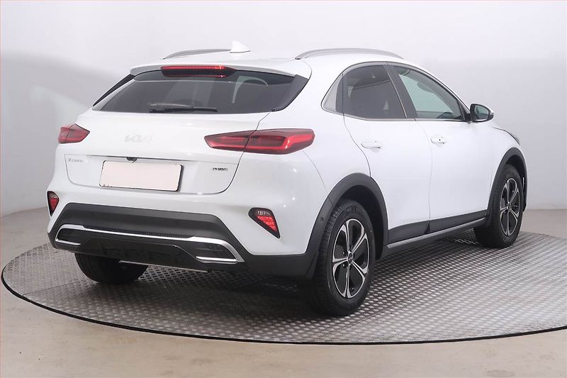 Kia XCeed (2025) Plug-in-Hybrid, DPH, Navigace - fotka 5 z 25
