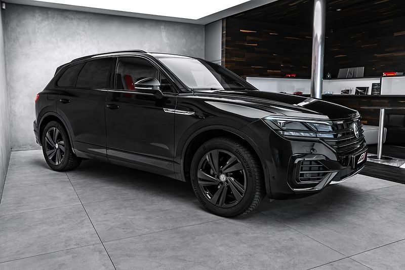 Volkswagen Touareg 210kW Rline Vzduch Masáže HuD - fotka 4 z 24