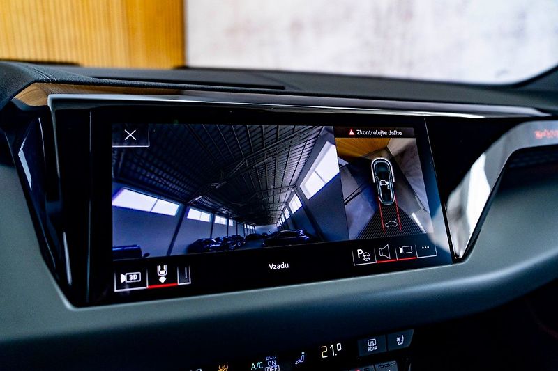 Audi Ostatní 350kW Laser HUD NightV ZÁRUKA - fotka 32 z 42
