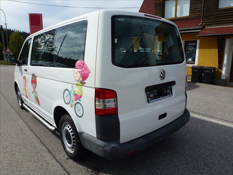 Volkswagen Transporter 2,0 TDI 9míst - fotka 12 z 46