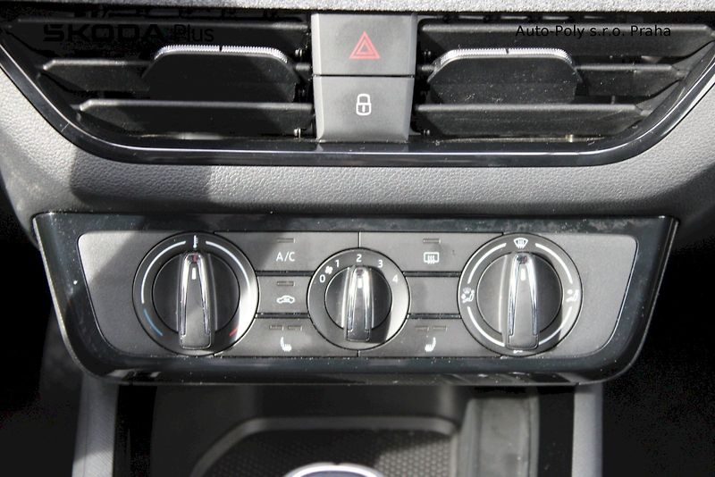 Škoda Scala (2024) 1.0 TSI 85 kW Selection - fotka 17 z 25