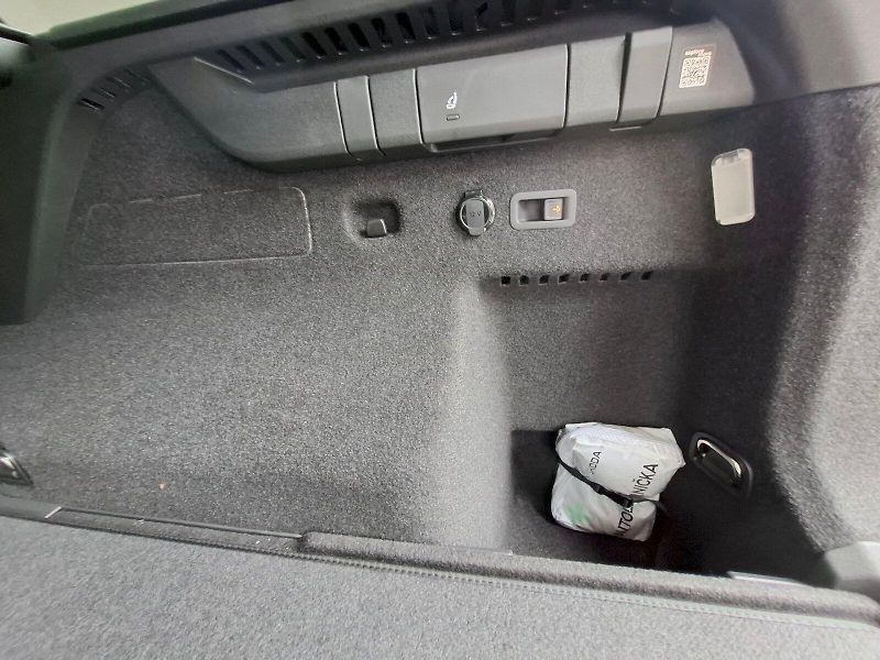 Škoda Kodiaq (2024) Exclusive Selection 4X4 TD 142 - fotka 22 z 30