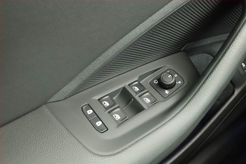 Škoda Superb (2025) 2.0 TDI - fotka 10 z 20