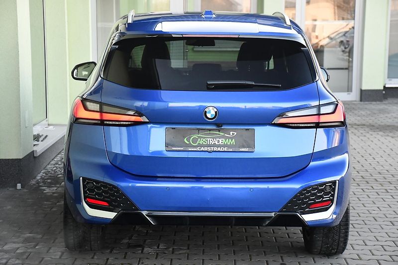 BMW Řada 2 218d M-SPORT TAŽNÉ 1M 3LZÁRUKA - fotka 10 z 45