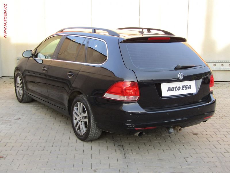 Volkswagen Golf (2013) 1.6 TDi, Highline, TZ - fotka 6 z 18