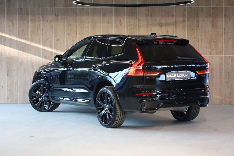 Volvo XC60 T8 PLUS Black Edition, 360°,HK - fotka 4 z 34