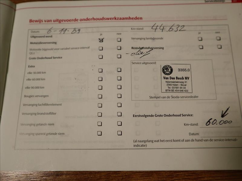 Škoda Fabia 1,4 16V Ambiente Klima - fotka 28 z 38