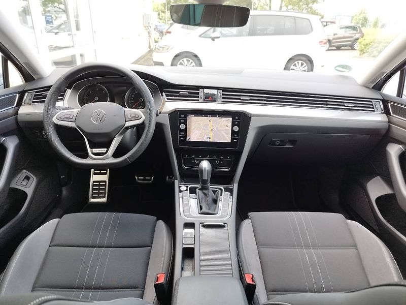Volkswagen Passat (2022) Alltrack,2.0 TDI,147kW,DSG,4Mo - fotka 8 z 23