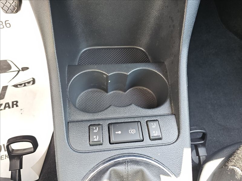 Škoda Fabia II 1,2TSi63KW Fresch - fotka 19 z 40
