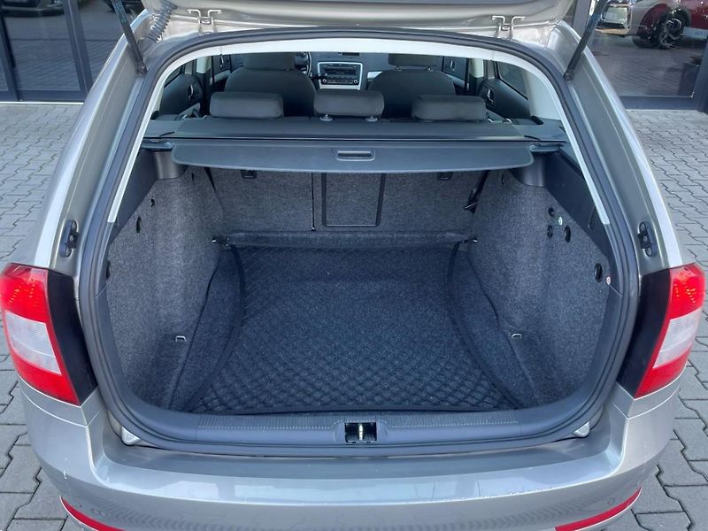 Škoda Octavia AMBIENTE 1.2 TSI 77 kW - ZTP - fotka 6 z 20