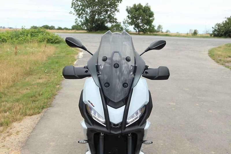 Aprilia SR GT400 se pokusí navázat na úspěch stopětadvacítky. Všechno nasvědčuje tomu, že se jí to podaří.