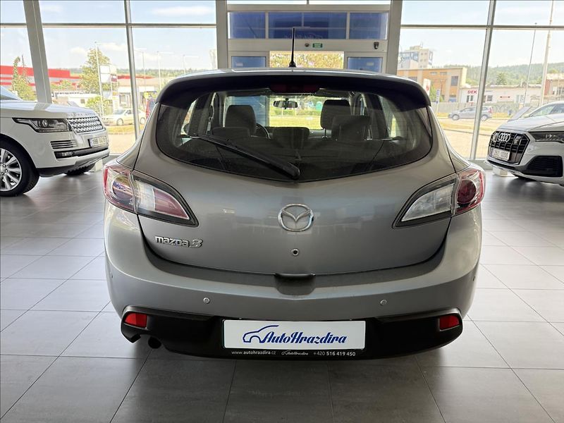 Mazda 3 1,6   77kW,SENZORY - fotka 6 z 21