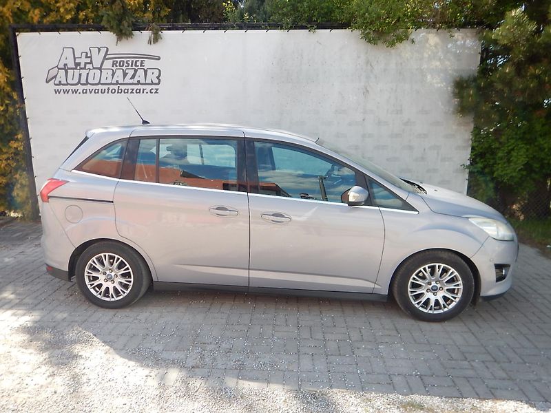 Ford Grand C-MAX 1.6 TDCi, DIGIKLIMA, 7 MÍST - fotka 6 z 28