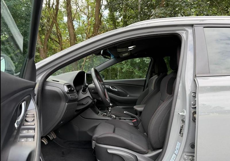 Hyundai i30 (2022) i30 N-Line 1.5 T-GDI - fotka 18 z 20