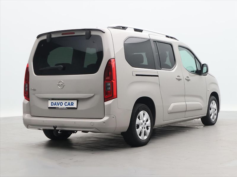 Opel Combo 1,2 Turbo 96 kW S/S AT8 Enjoy - fotka 7 z 29