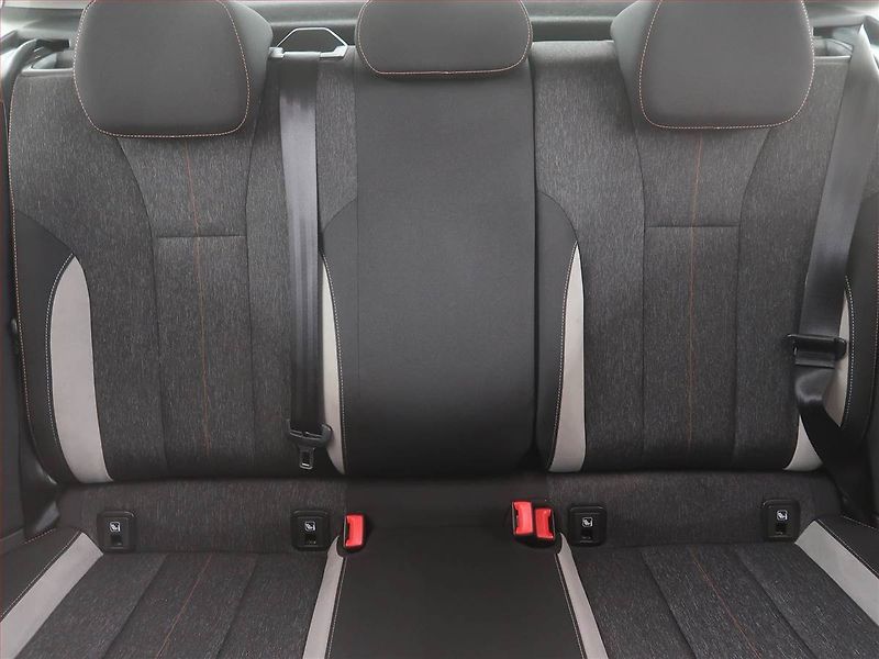 Škoda Kamiq (2020) Style 1.0 TSI, ČR,1.maj - fotka 10 z 20