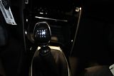 Peugeot 2008 (2025) ALLURE PureTech 100 S&S MAN6 - náhled 13