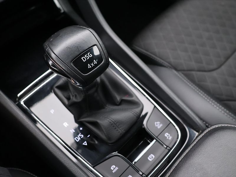 Škoda Kodiaq 2,0 TDI 147kW DSG Style 4x4 CZ - fotka 26 z 34