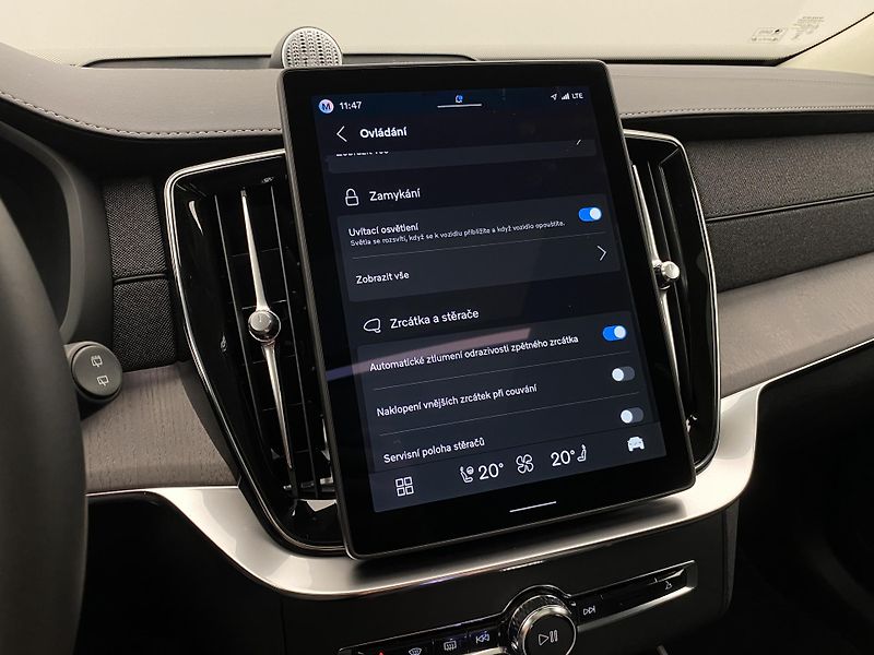 Volvo XC90 (2026) T8 AWD RECHARGE DARK ULTRA - fotka 56 z 75