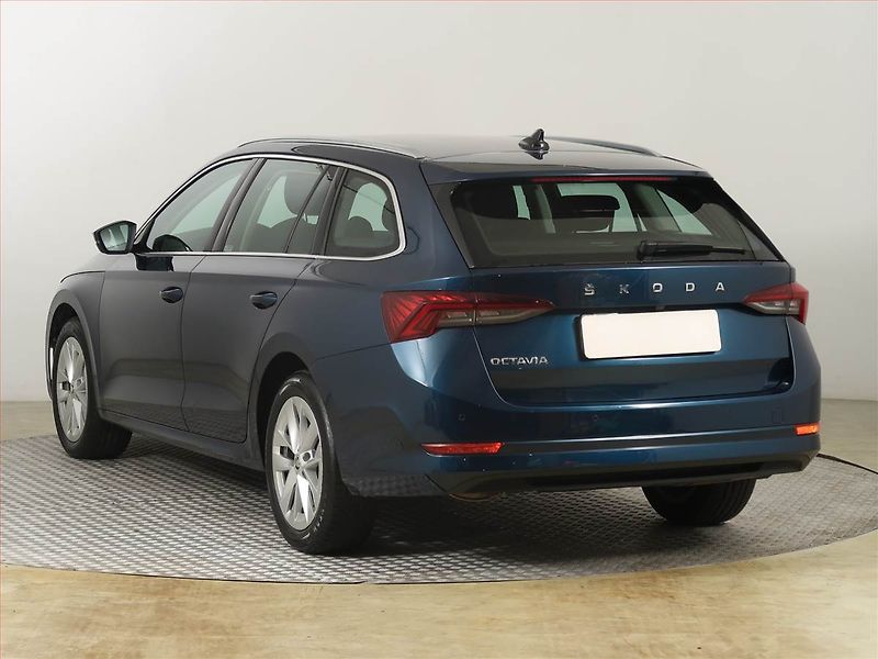 Škoda Octavia (2022) 2.0 TDI - fotka 4 z 27