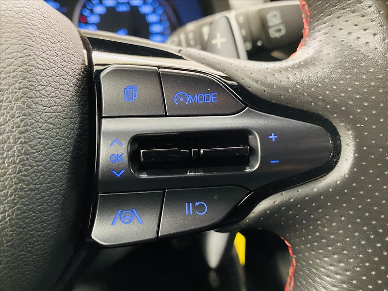 Hyundai i30 1,5 T-GDi 117kW DCT N-Line - fotka 17 z 26