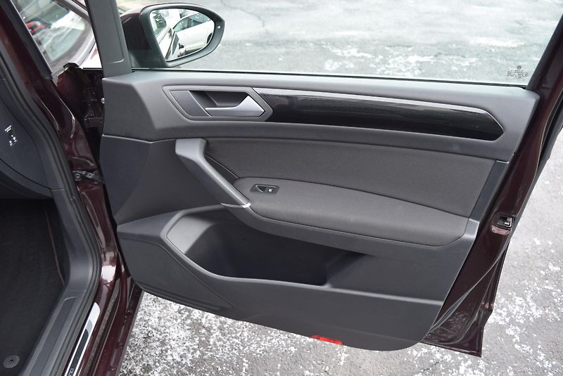 Volkswagen Touran (2018) 1.4TSI 110kw COMFORTLINE SOUND - fotka 40 z 50