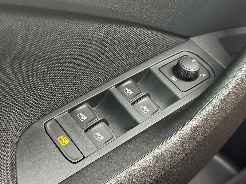 Škoda Kamiq (2021) 1.0TSi MAN Style, Virtual, DPH - fotka 22 z 41