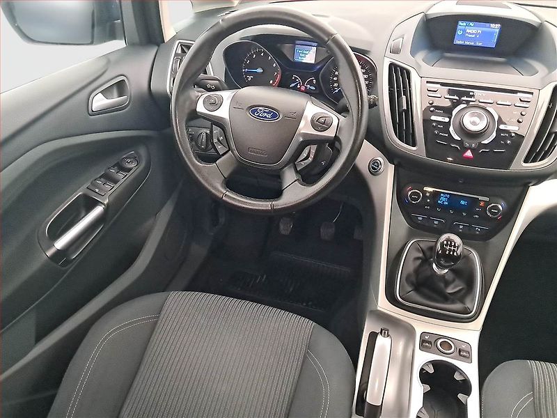 Ford C-MAX (2011) Titanium 1.6 EcoBoost - fotka 7 z 18