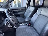 Mitsubishi Outlander (2019) 2.0i Mivec AWD Automat LED - náhled 26