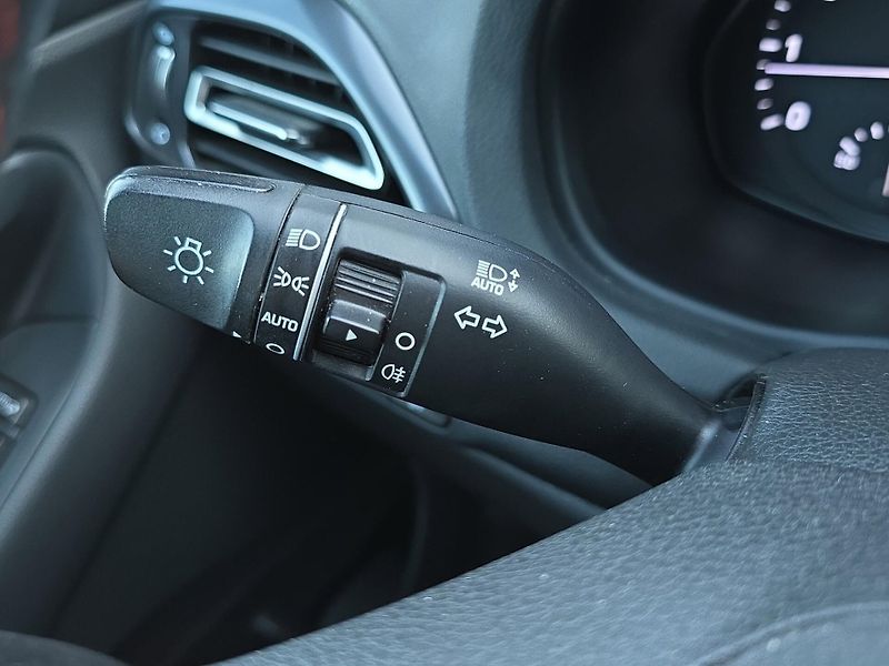Hyundai i30 (2021) N-line 1.5 T-GDi MHEV 117kw, 1 - fotka 16 z 26