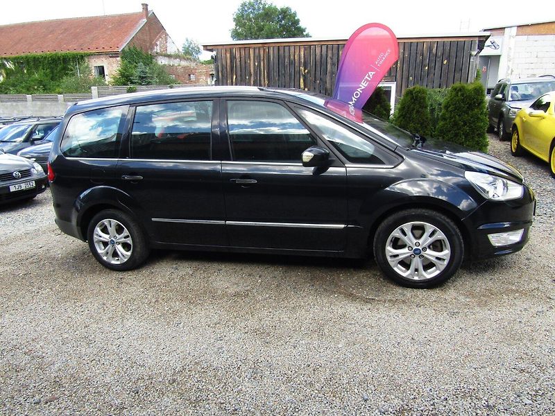 Ford Galaxy (2011) 2.0 TDCi 103kW 7MÍST - fotka 8 z 38