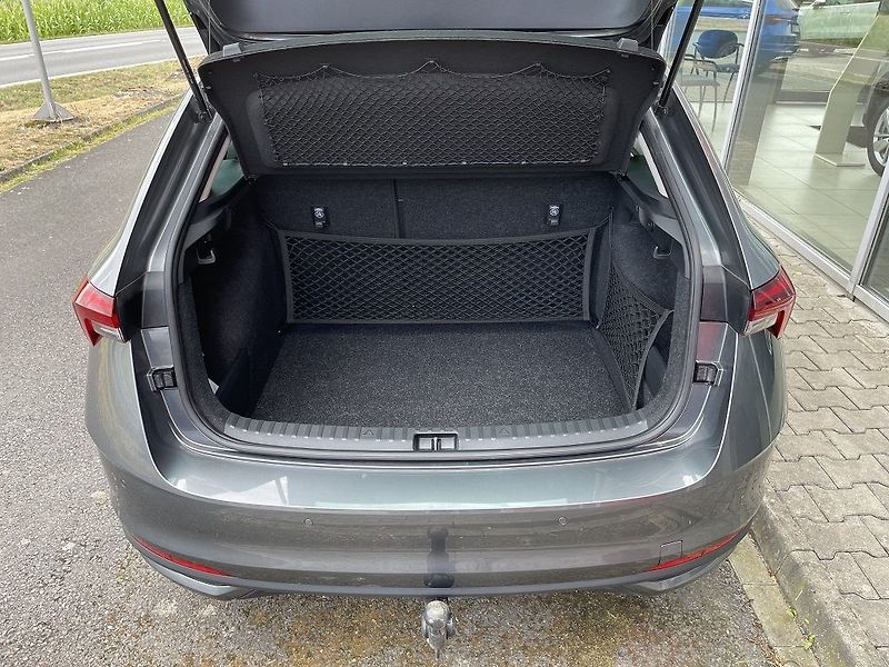 Škoda Scala Top Selection 1.0 TSI 85 kW - fotka 11 z 11