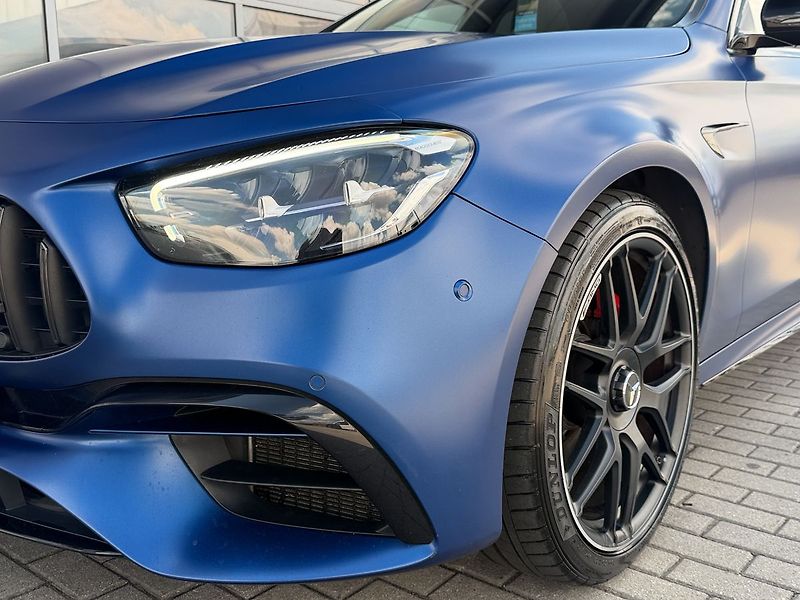 Mercedes-Benz Třídy E 63 S AMG - fotka 9 z 47