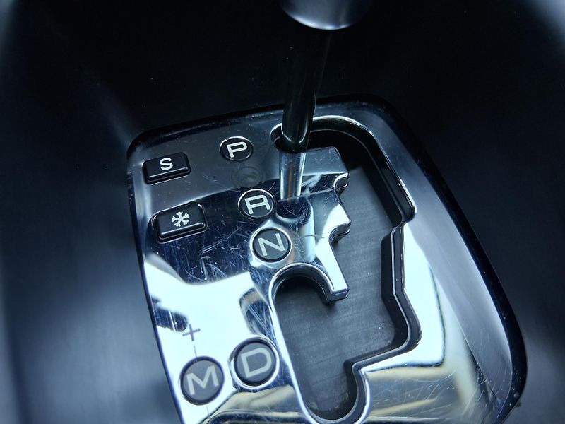 Peugeot 2008 GT LINE 1.2 PureTech 81 kW - fotka 20 z 30