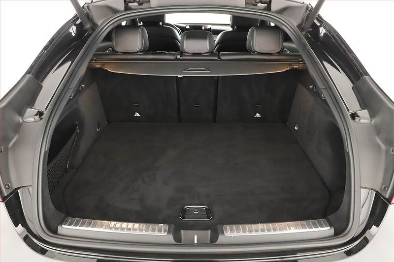 Mercedes-Benz GLC (2020) 300 d - fotka 11 z 21
