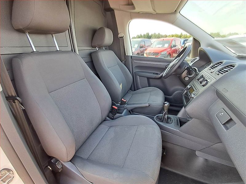 Volkswagen Caddy (2014) 1.6 TDi, ČR, DPH - fotka 7 z 11