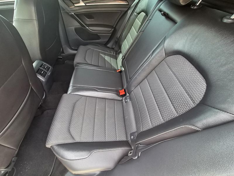 Volkswagen Golf (2016) 1,4 TSI CNG Highl - fotka 7 z 15