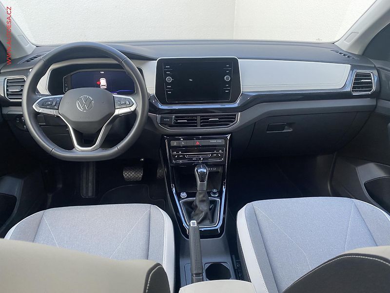 Volkswagen T-Cross (2024) 1.0 TSi, 1.maj,ČR, Style, DSG - fotka 8 z 18
