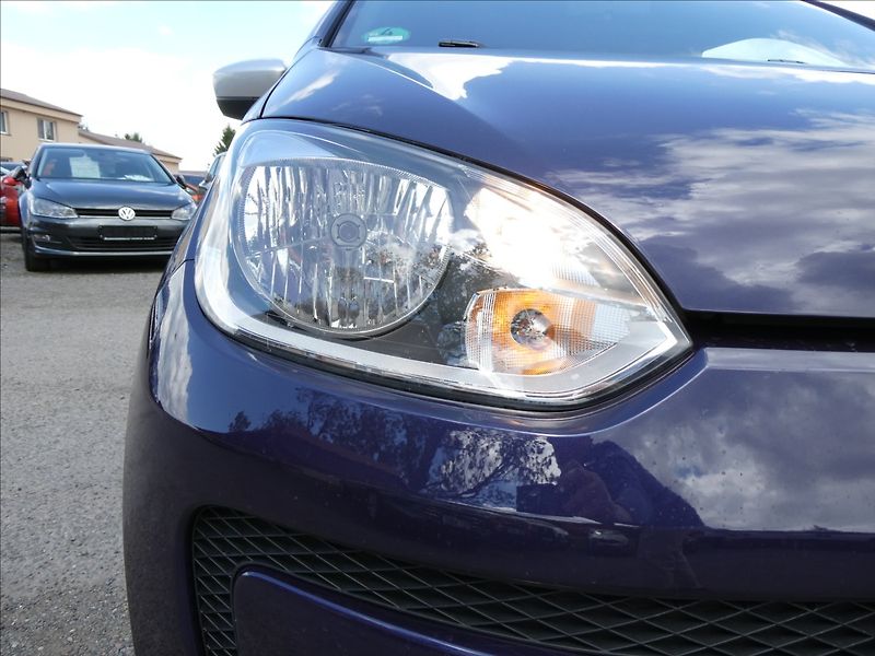 Volkswagen up! 1,0 MPi CLUB 55kW - fotka 5 z 47