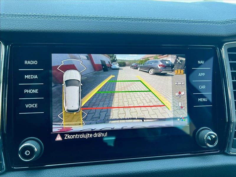 Škoda Kodiaq 2,0 TSi DSG 4X4 STYLE webasto - fotka 44 z 45